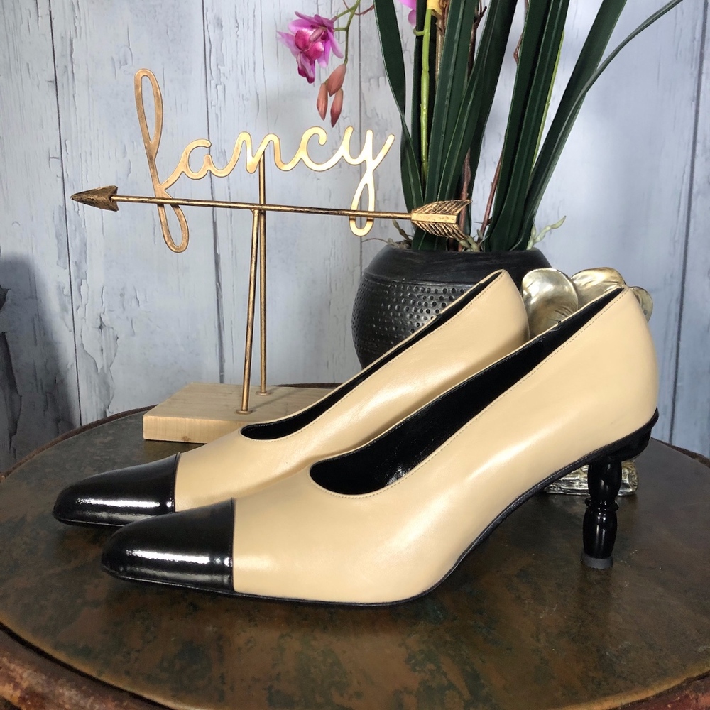 Mark Schwartz Cream/Black Pumps Heels Sz 9 NWOB